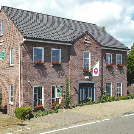 Bed & Breakfast Zuidplas Bed & Breakfast 3*